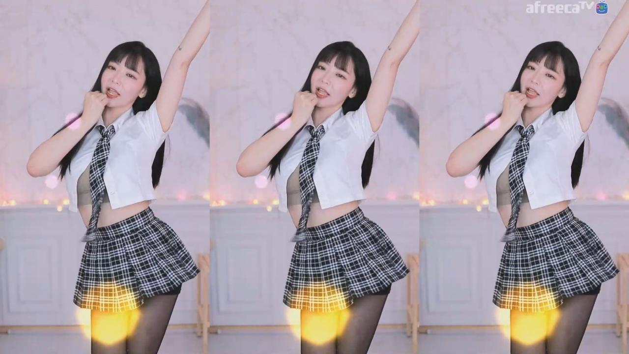 BJ하늘이♥ - 아로아로 (라붐) | 아프리카TV VOD